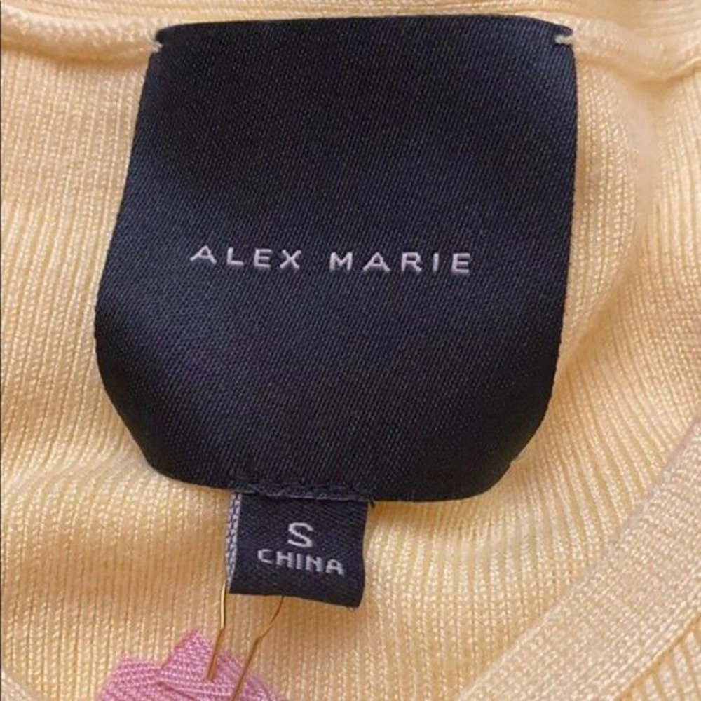Alex Marie Shirt‎ Top Womens Small Yellow Knit Ruffle Dainty Preppy Spring - Picture 9 of 10